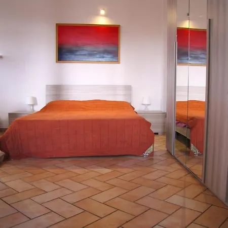Gardini - Ampio Monolocale In Ex Fienile *
