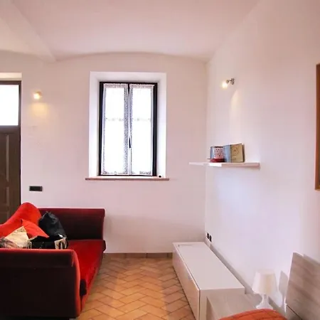 Gardini - Ampio Monolocale In Ex Fienile