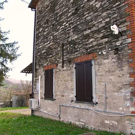 Apartment Gardini - Ampio Monolocale In Ex Fienile Berceto
