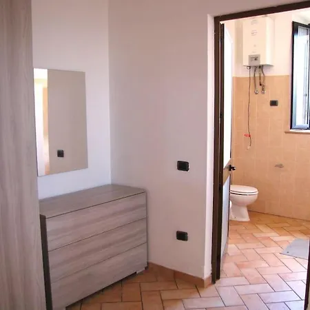 Apartment Gardini - Ampio Monolocale In Ex Fienile